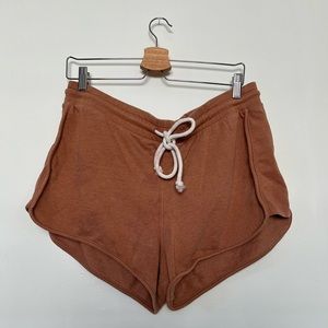 Universal Thread Shorts